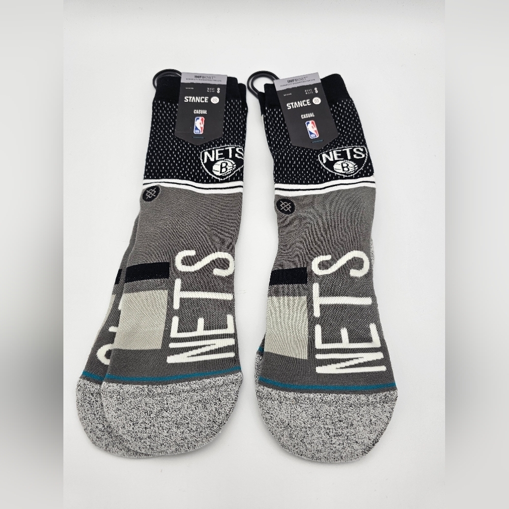 Stance Casual NBA Nets Shortcut 2 Black/White Crew Socks Size Small Two Pairs
